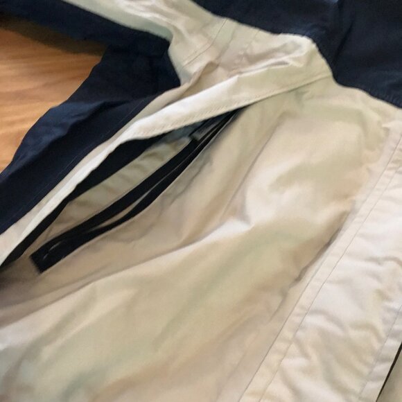 Columbia Med Womens Packable Storm-Dry Waterproof Breathable Jacket Beige Black - Picture 9 of 16